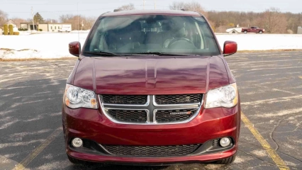 Dodge Grand Caravan 3.6 do przewozu niepełnosprawnych na wózku