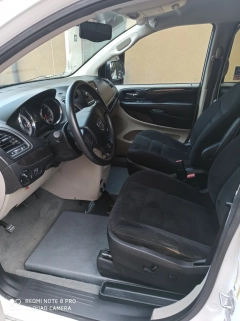 Dodge Grand Caravan 3.6 przystosowany do przewozu osoby niepełnosprawnej na wózku