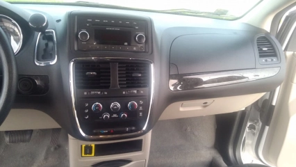 Dodge Grand Caravan 3.6 przystosowany do przewozu osoby niepełnosprawnej na wózku