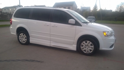 Dodge Grand Caravan 3.6 przystosowany do przewozu osoby niepełnosprawnej na wózku