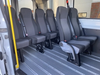 Ford Transit 2018, 9-osobowy (rampa najazdowa)