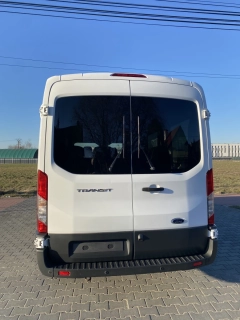Ford Transit 2018, 9-osobowy (rampa najazdowa)