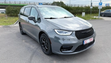 Chrysler Pacyfica 3.6 do przewozu osoby niepełnosprawnej na wózku