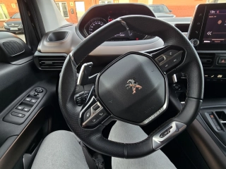 Peugeot   Rok produkcji 2024 / ODSTĄPIE LEASING - ODSTĘPNE w wysokości 30000,00 zł brutto (Faktura Vat) .-POZOSTAŁO DO SPŁATY NETTO 76298,97MZŁ 