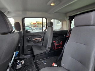 Peugeot   Rok produkcji 2024 / ODSTĄPIE LEASING - ODSTĘPNE w wysokości 30000,00 zł brutto (Faktura Vat) .-POZOSTAŁO DO SPŁATY NETTO 76298,97MZŁ 