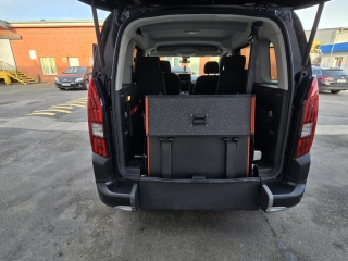 Peugeot   Rok produkcji 2024 / ODSTĄPIE LEASING - ODSTĘPNE w wysokości 30000,00 zł brutto (Faktura Vat) .-POZOSTAŁO DO SPŁATY NETTO 76298,97MZŁ 