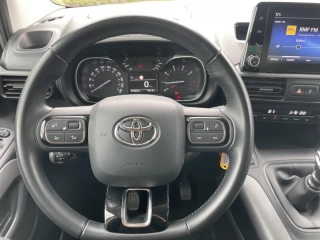 Toyota PROACE City Verso 1.5 D-4D 