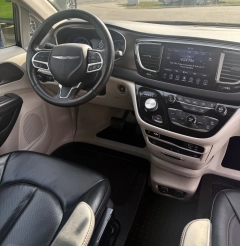 Chrysler Pacifica Limited 2018 – BraunAbility-auto dla osób niepełnosprawnych