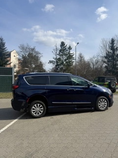 Chrysler Pacifica Limited 2018 – BraunAbility-auto dla osób niepełnosprawnych
