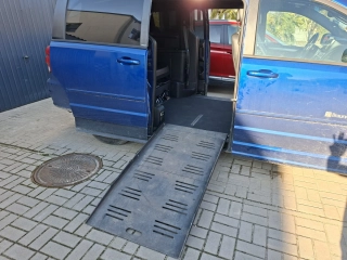 DODGE GRAND CAVARAN