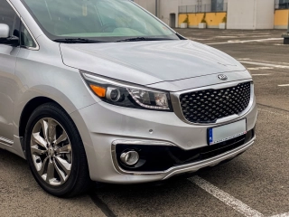 KIA CArnival/ najbogatsza wersja LIMITED/ automat/ winda dla niepełnosprawnych/ szyberdach