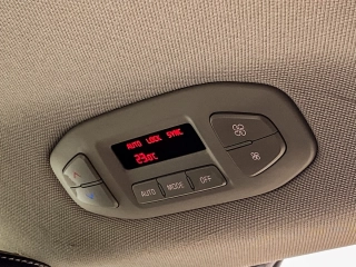 KIA CArnival/ najbogatsza wersja LIMITED/ automat/ winda dla niepełnosprawnych/ szyberdach