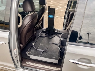 KIA CArnival/ najbogatsza wersja LIMITED/ automat/ winda dla niepełnosprawnych/ szyberdach