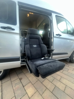 Ford Transit Custom-Do przewozu osób niepełnosprawnych