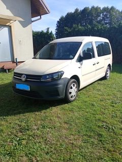 Volkswagen Caddy z rampą