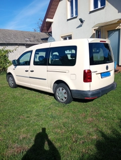 Volkswagen Caddy z rampą