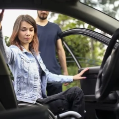 Dysfunkcja kończyn dolnych a prowadzenie auta